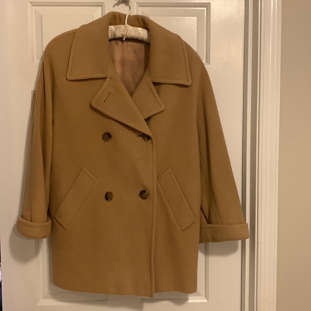 Pure Camel Hair Women’s Petit Coat